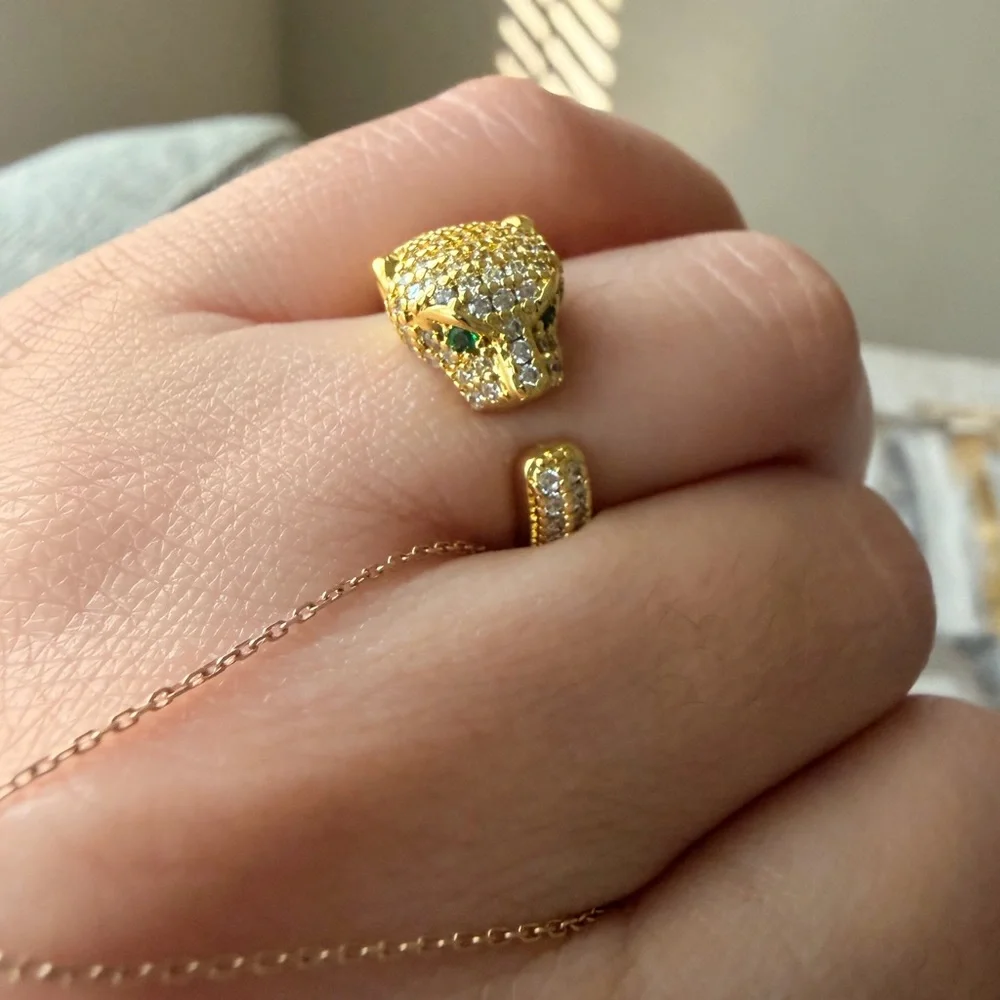 Panthere Gold Ring - Picture 6 of 7